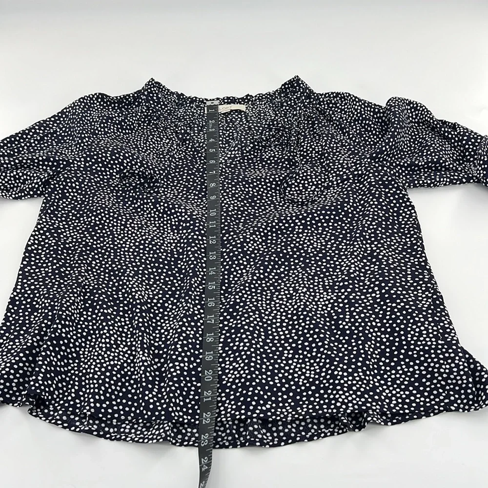 LOFT Navy blue and White polka dot Puff‎ Sleeve Blouse with Mandarin Collar